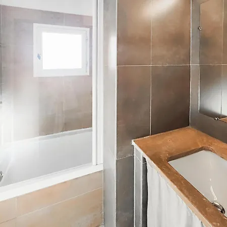 In Holiday home Saint-Laurent-de-la-Cabrerisse